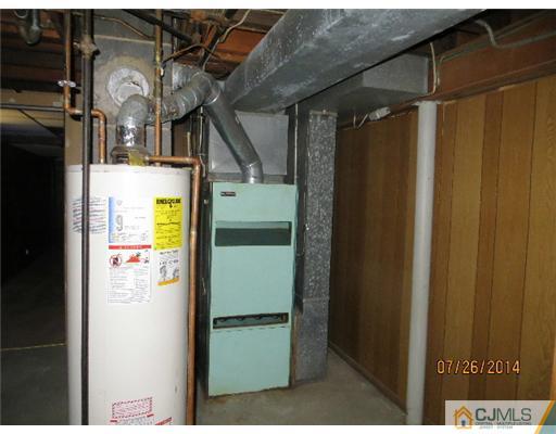 40 Hudson Road East Brunswick, NJ 08816 - Photo 17 of 17 Gallery Image 17