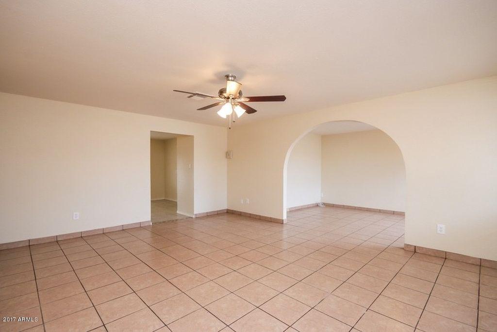 5529 West Coronado Road Phoenix, AZ 85035 - Photo 6 of 26 6