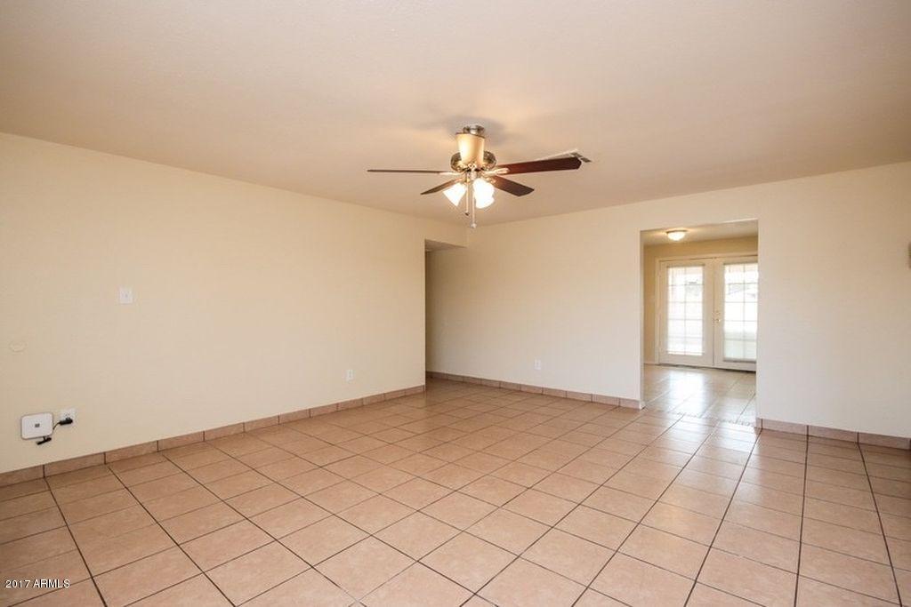 5529 West Coronado Road Phoenix, AZ 85035 - Photo 7 of 26 7