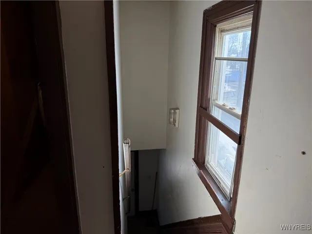 $1,000 | 1816 Military Road, Tonawanda, NY 14217