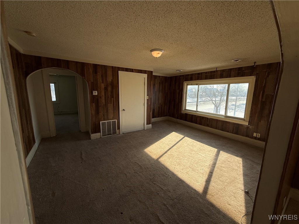 1816 Military Road Tonawanda, NY 14217 - Photo 8 of 15 Living room