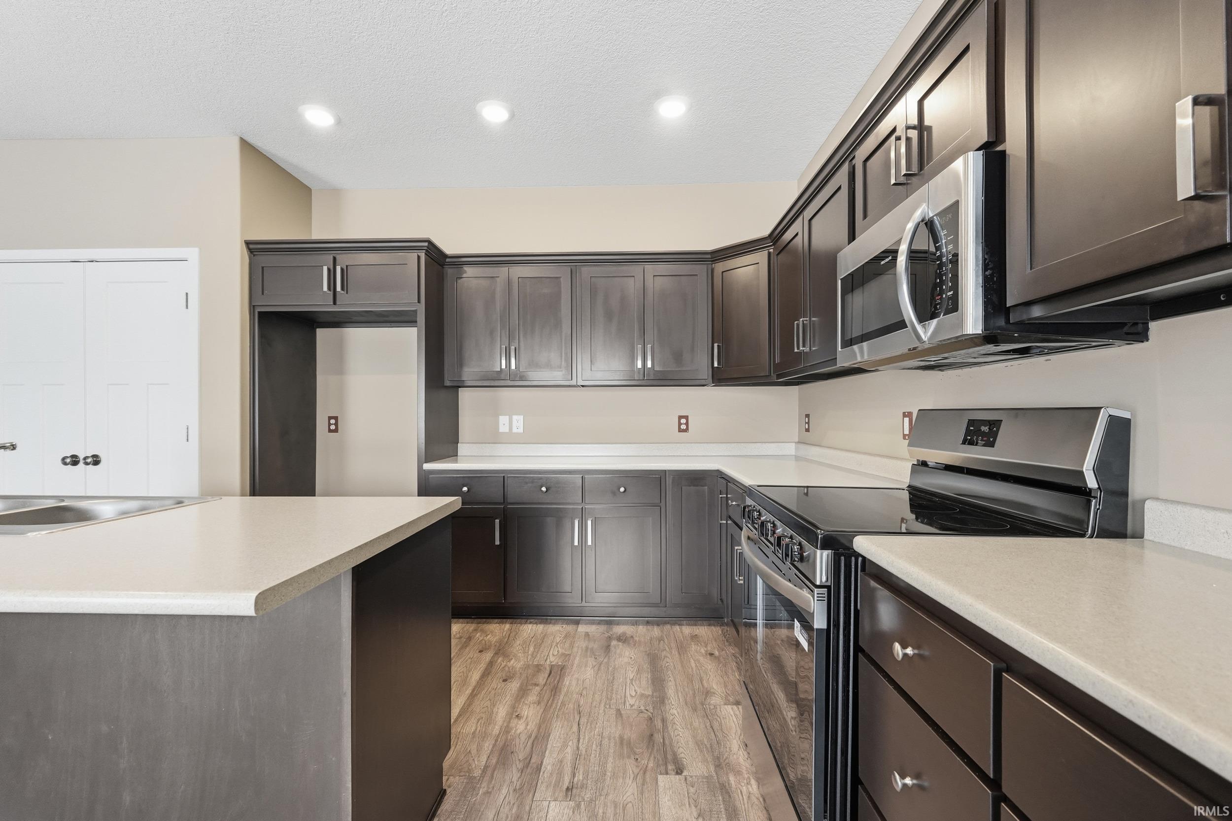 7119 Evansbrook Drive Fort Wayne, IN 46835 - Photo 11 of 34