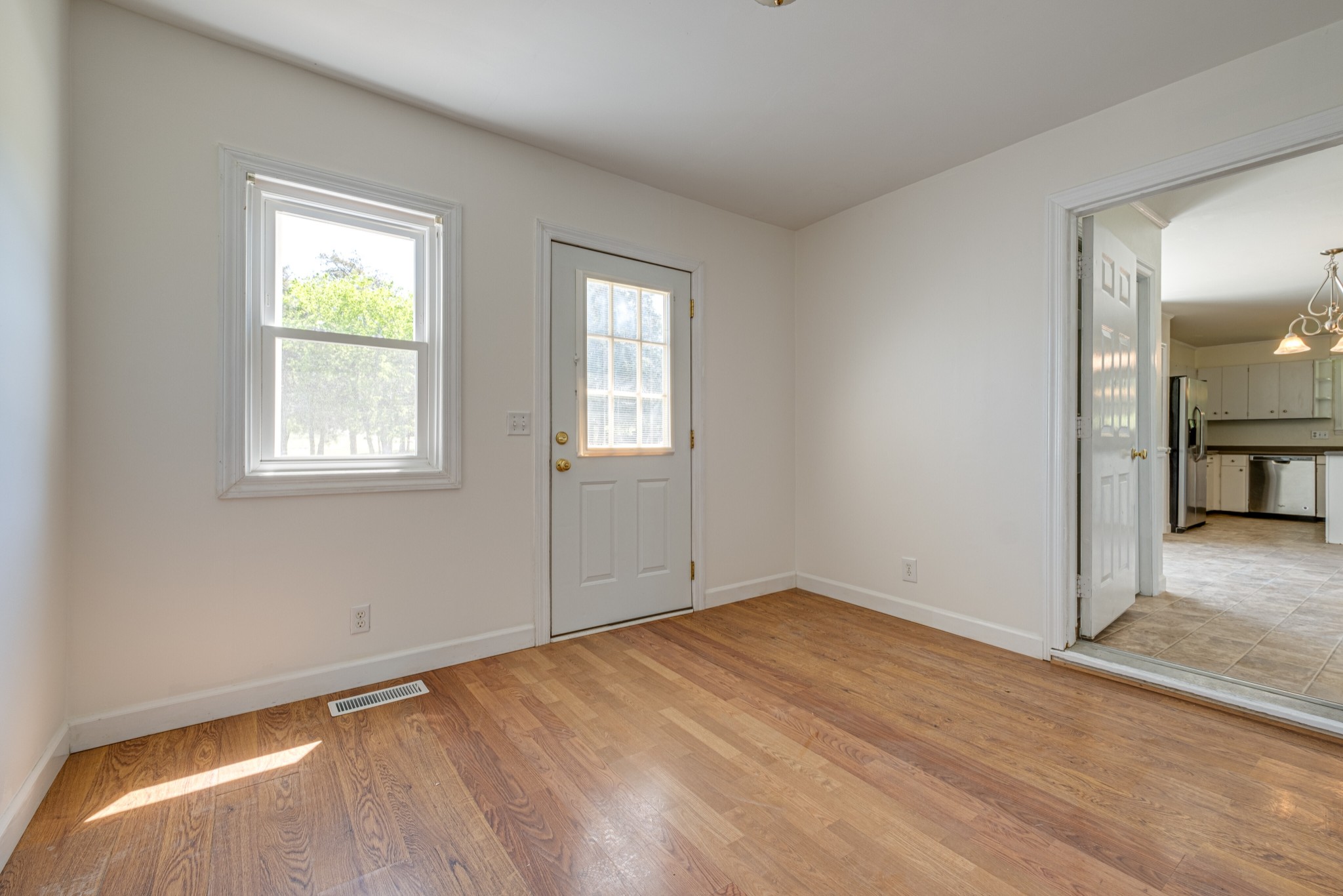 1349 Old Lebanon Dirt Road Mount Juliet, TN 37122 - Photo 18 of 38 an empty room with windows