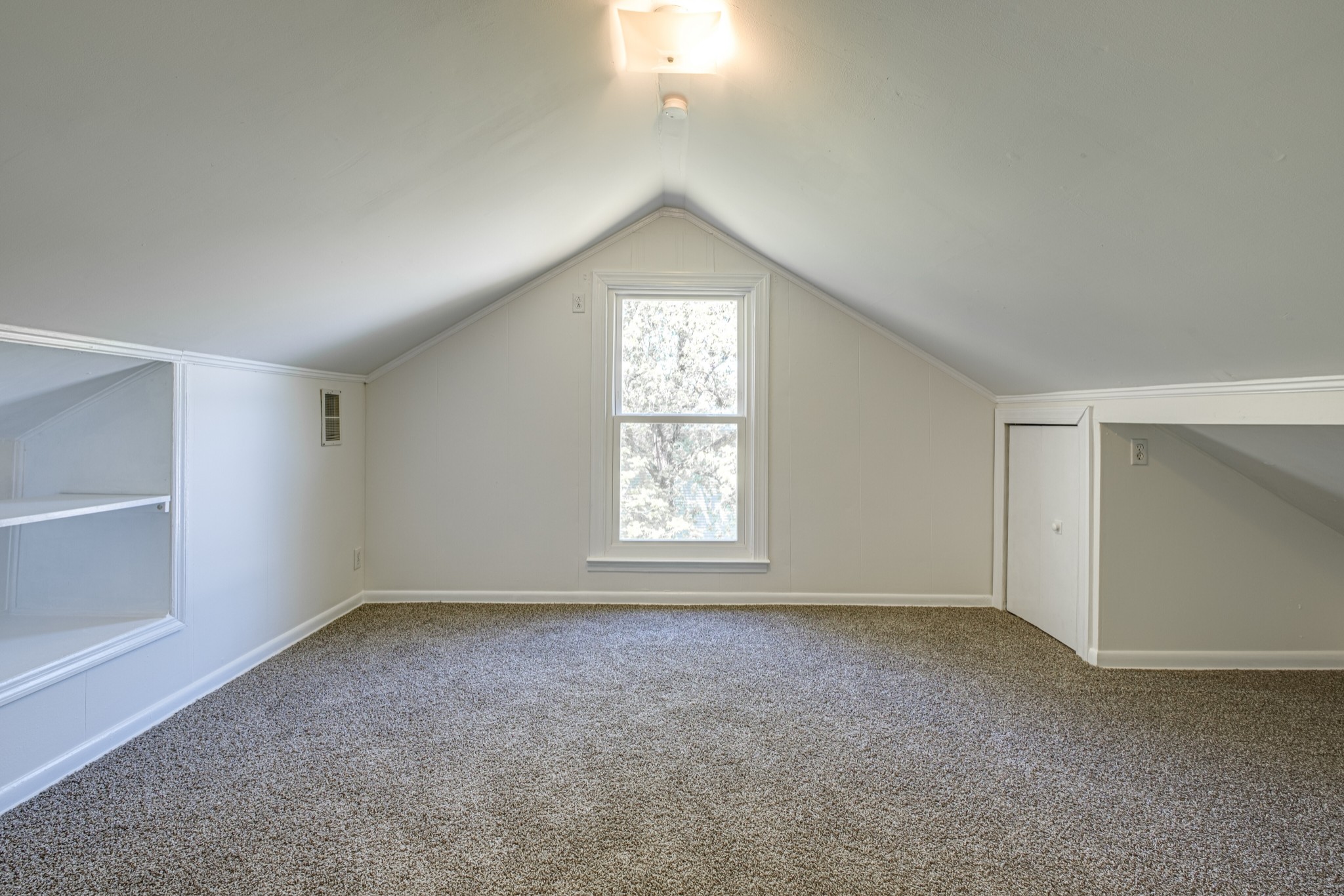 1349 Old Lebanon Dirt Road Mount Juliet, TN 37122 - Photo 31 of 38 an empty room with a window