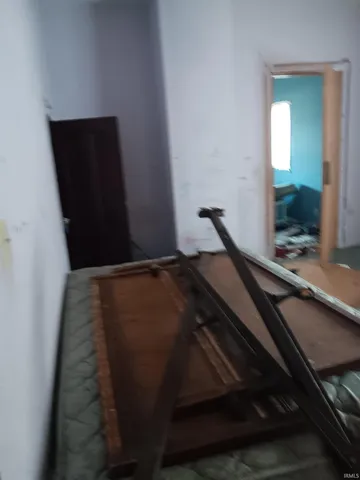 $20,900 | 229 West Broadway Street, Shelburn, IN 47879