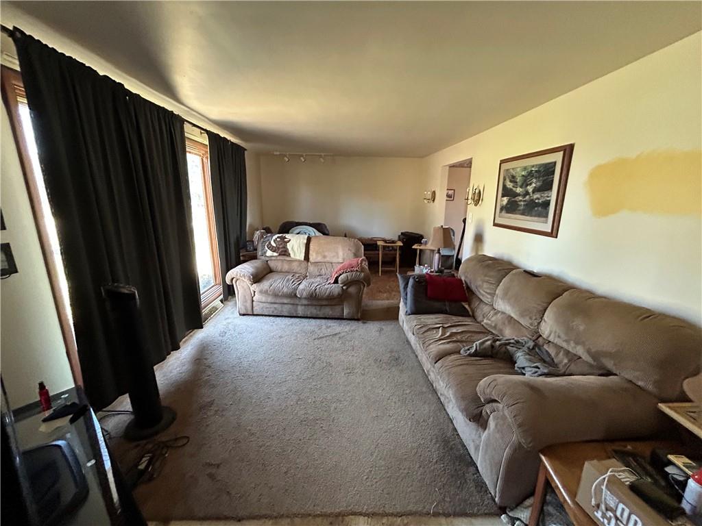 622 Ross Drive Apollo, PA 15613 - Photo 8 of 43