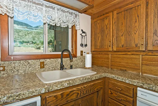 $599,000 | 2020 Emigrant Trail, Woodfords, CA 96120