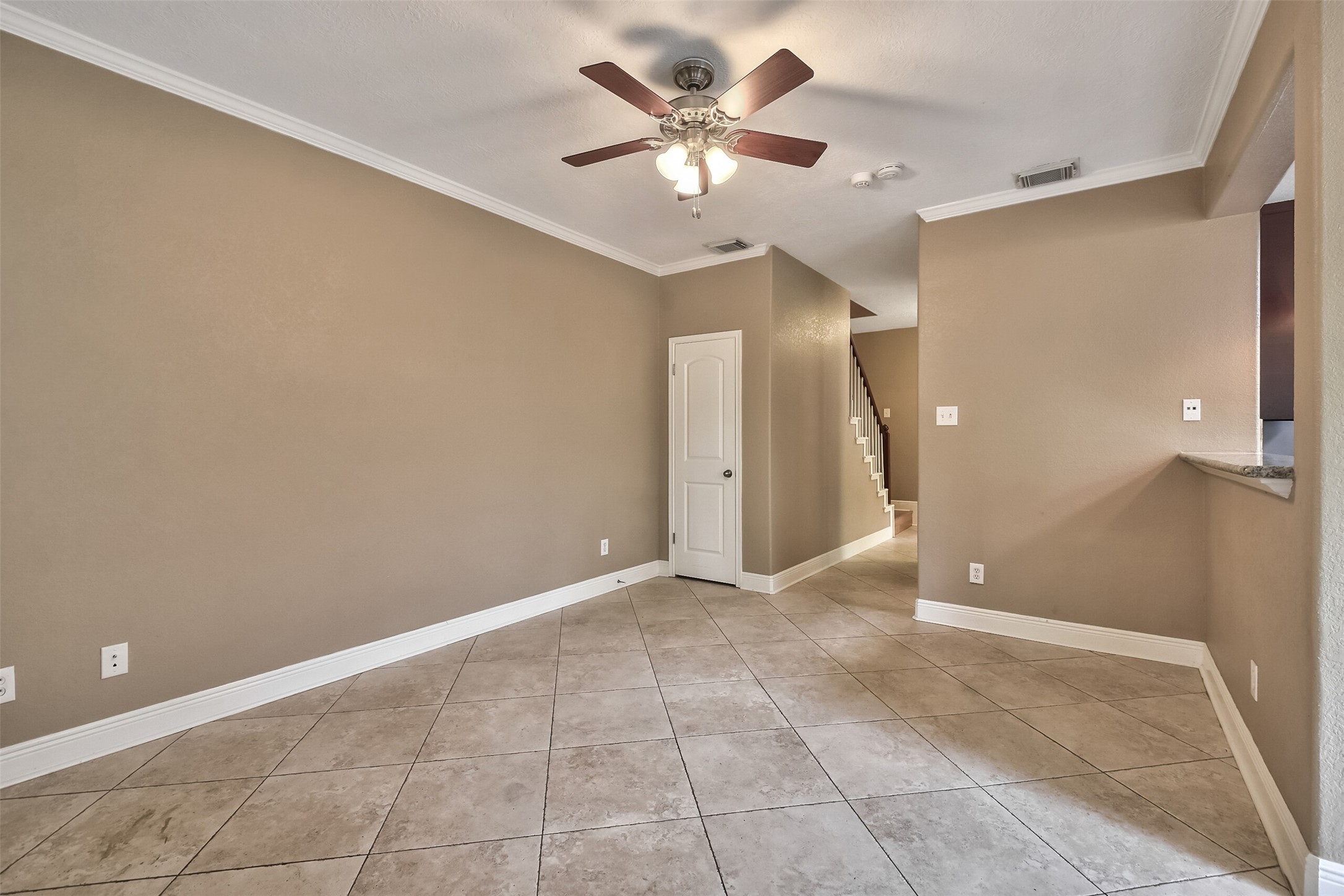 5 East Willowwood Court Spring, TX 77381 - Photo 5 of 27 a view of an empty room