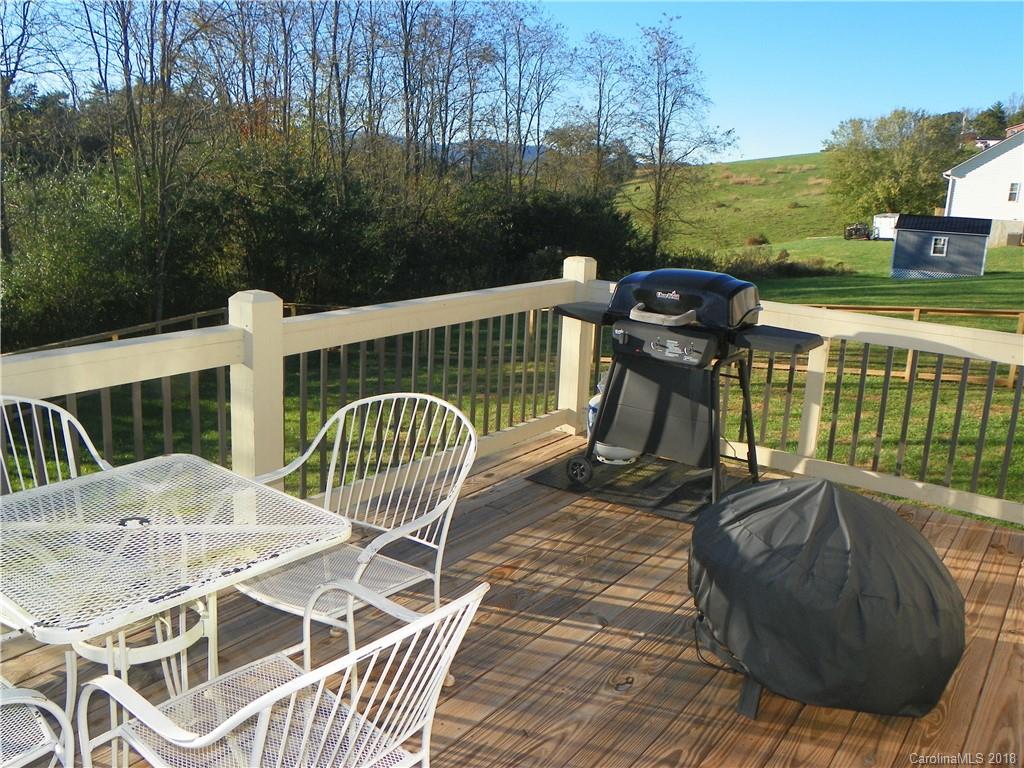 264 Tipton Hill Road, Unit B Leicester, NC 28748 - Photo 15 of 26 Gallery Image 15