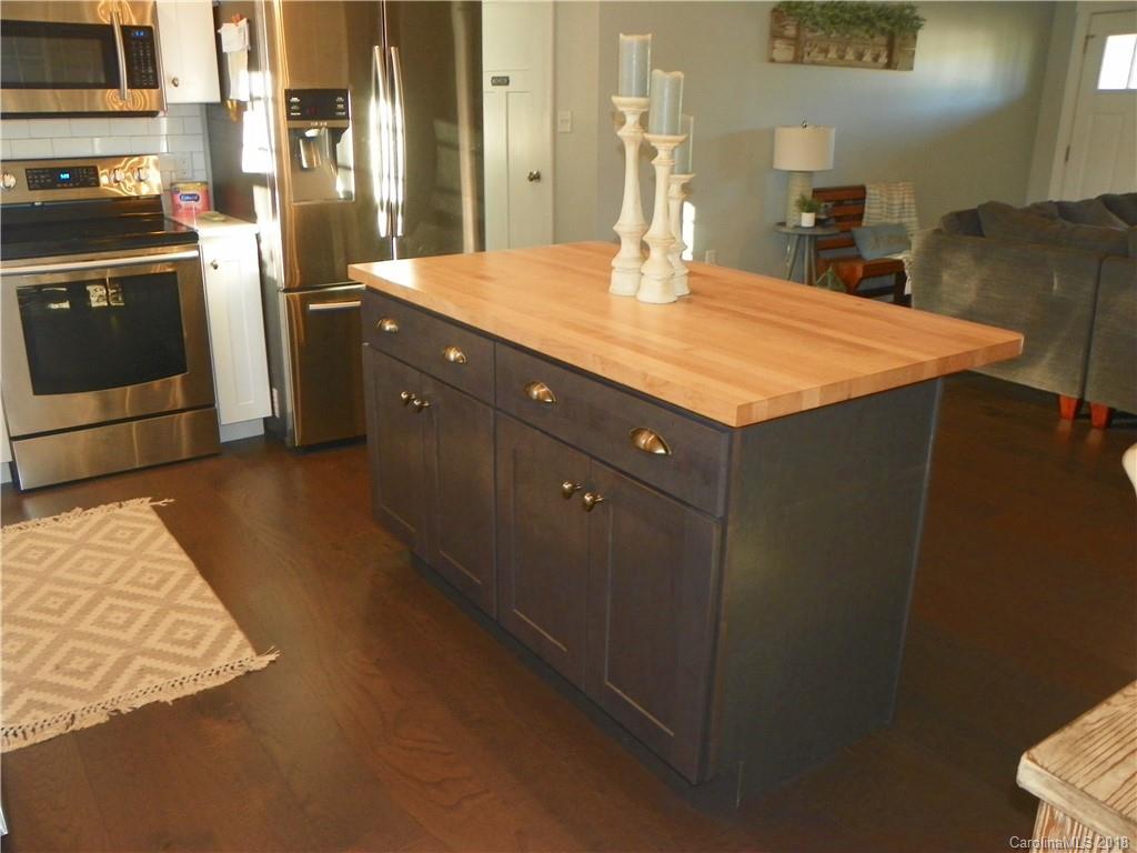 264 Tipton Hill Road, Unit B Leicester, NC 28748 - Photo 19 of 26 Gallery Image 19