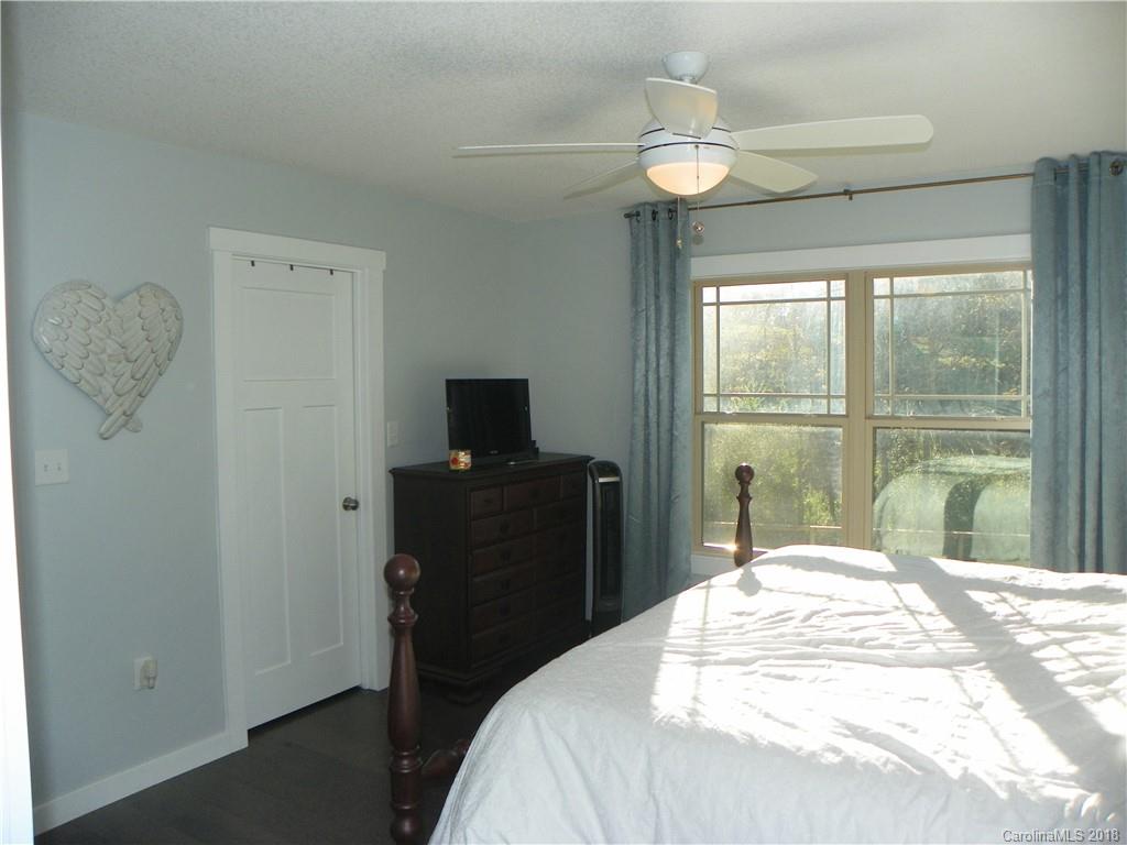 264 Tipton Hill Road, Unit B Leicester, NC 28748 - Photo 8 of 26 Gallery Image 8