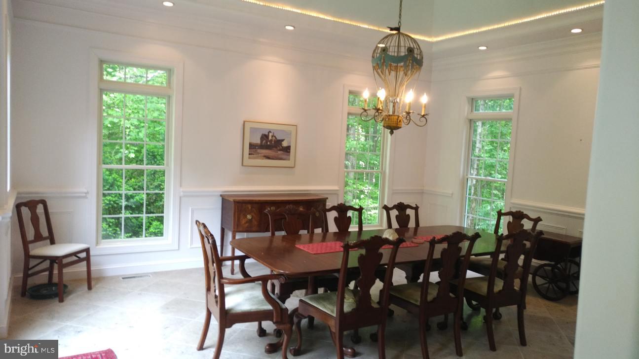 6401 Chapel View Road Fairfax Station, VA 22039 - Photo 6 of 8 Gallery Image 6