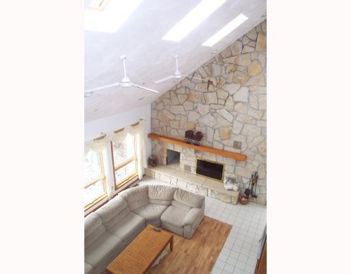 3705 Hilty Road Murrysville, PA 15632 - Photo 3 of 8 Den/Family/Great Room.
