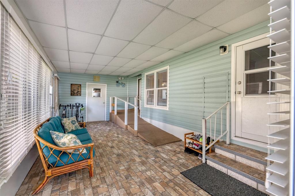 3502 Rita Place Ellenton, FL 34222 - Photo 4 of 46 a outdoor living space with furniture