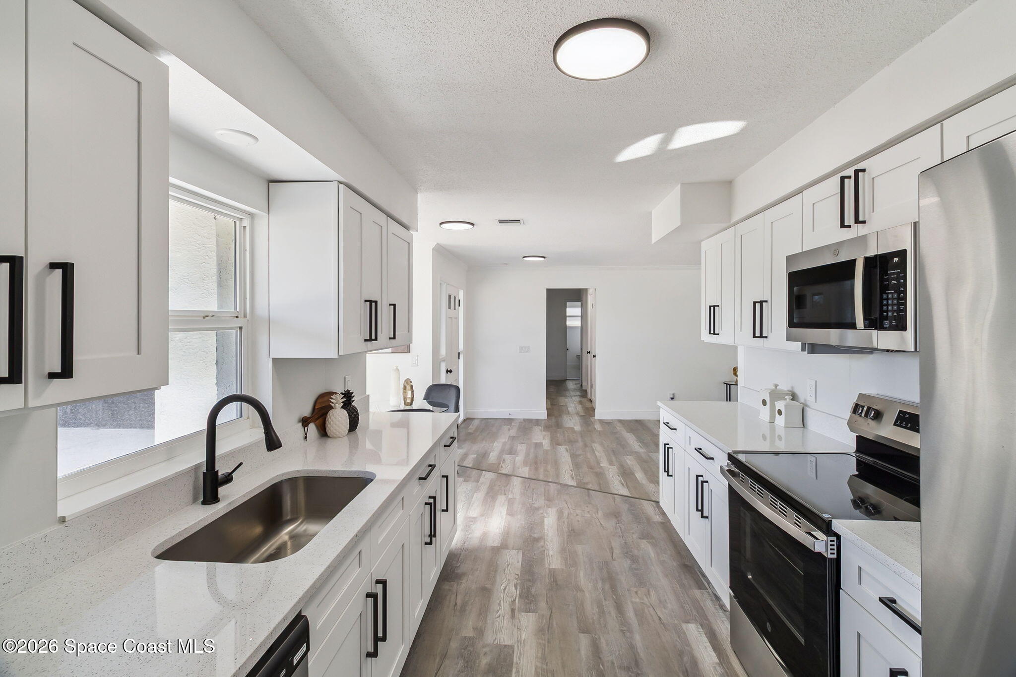 6-web-or-mls-1345_Crevalle_Ave__Merritt_