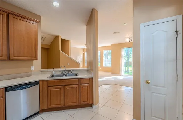 $265,000 | 430 Ashley Brooke Court, Unit B, Apopka, FL 32712