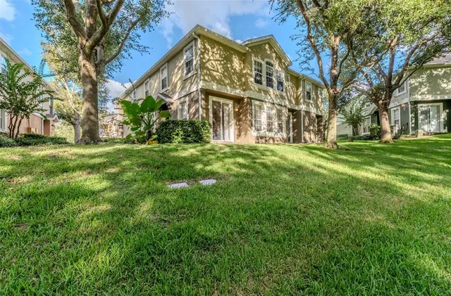 $265,000 | 430 Ashley Brooke Court, Unit B, Apopka, FL 32712