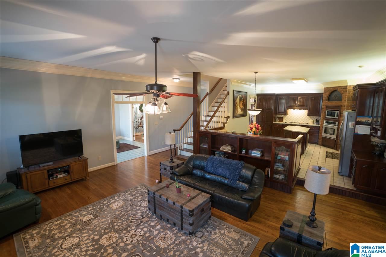 403 Woodward Road Trussville, AL 35173 - Photo 10 of 42