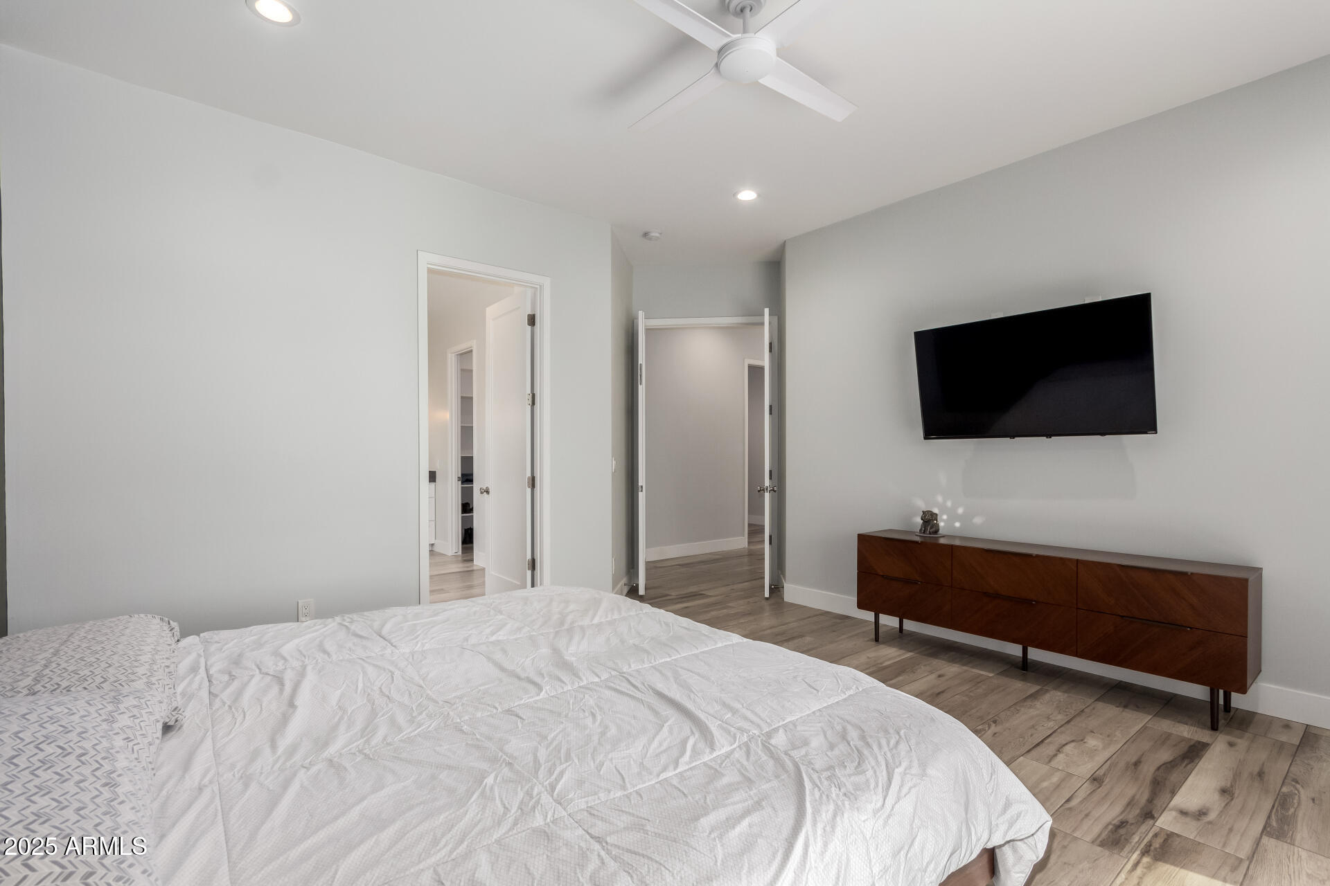 2517 West Canyon Road Phoenix, AZ 85086 - Photo 14 of 42 11 - Canyon