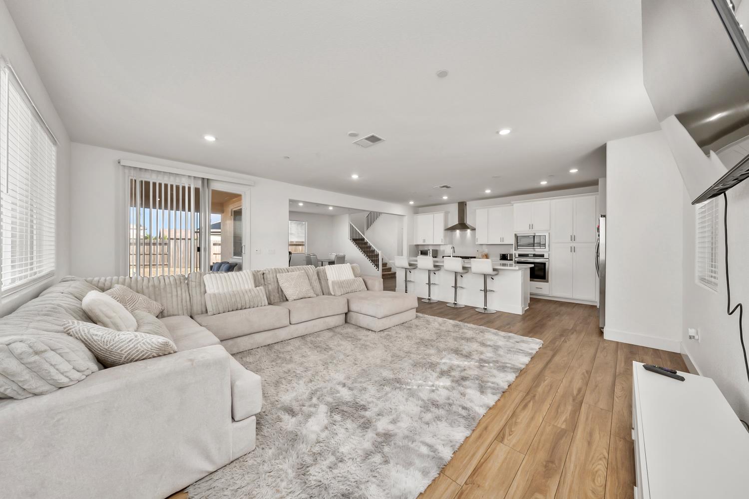 4385 Hawkfinch Circle Rancho Cordova, CA 95742 - Photo 11 of 33