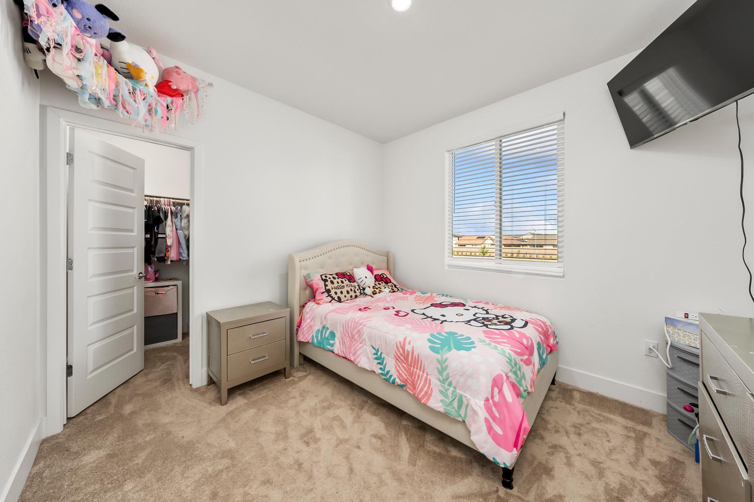 4385 Hawkfinch Circle Rancho Cordova, CA 95742 - Photo 19 of 33 Bedroom 3