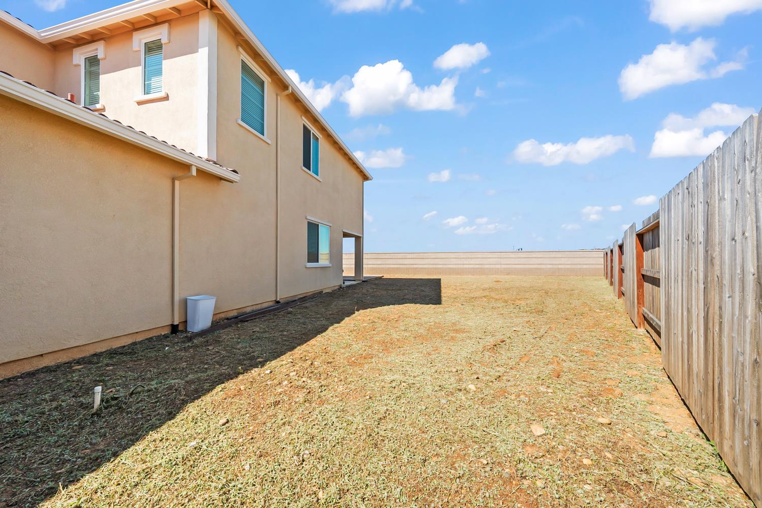 4385 Hawkfinch Circle Rancho Cordova, CA 95742 - Photo 28 of 33