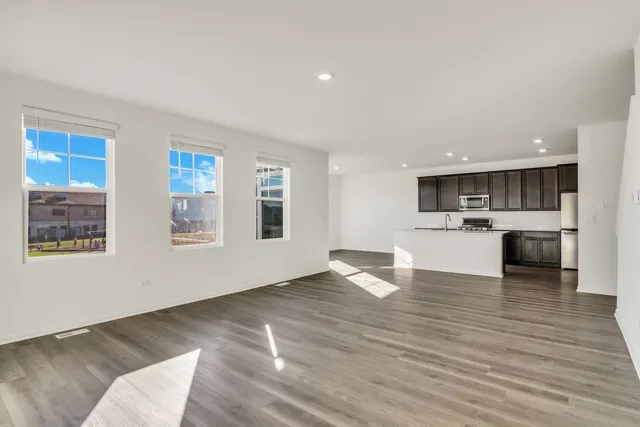 $709,990 | 1266 Tiger Lily Drive, Bartlett, IL 60103