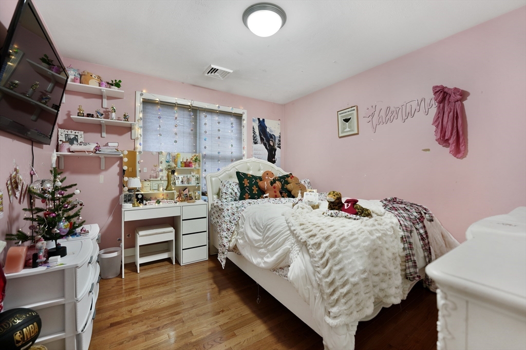 65 Cross Road Dartmouth, MA 02747 - Photo 18 of 30