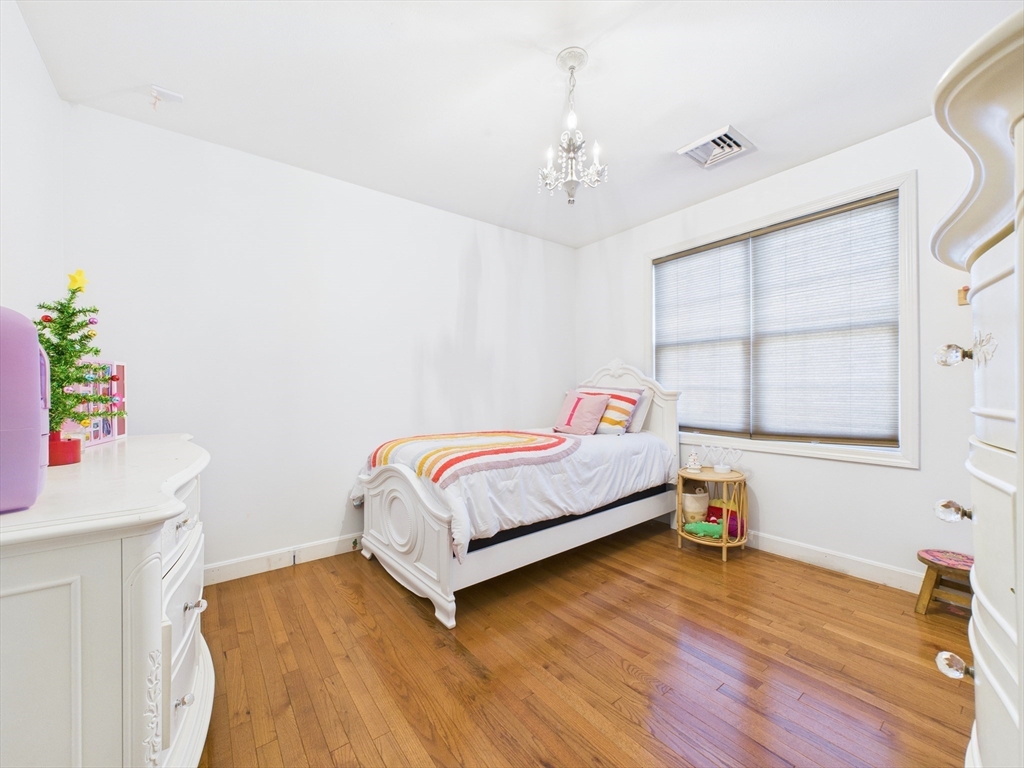 65 Cross Road Dartmouth, MA 02747 - Photo 19 of 30