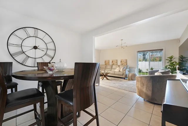 $569,900 | 65 Cross Road, Dartmouth, MA 02747