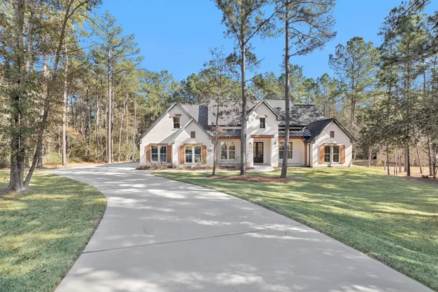 $729,000 | 900 Lonestar Road, Huntsville, TX 77340