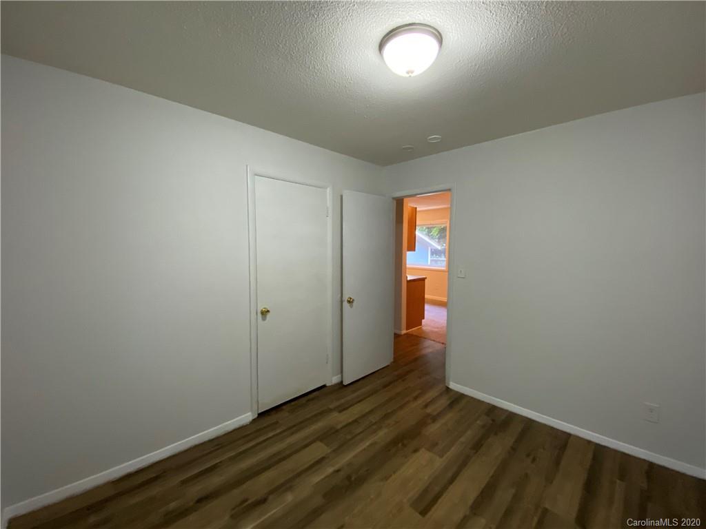 2427 Danforth Lane Charlotte, NC 28208 - Photo 19 of 22