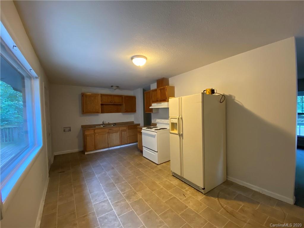 2427 Danforth Lane Charlotte, NC 28208 - Photo 4 of 22