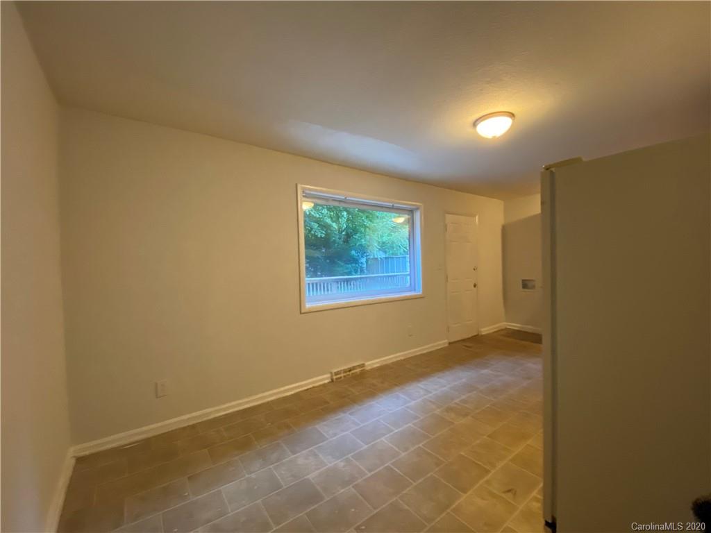 2427 Danforth Lane Charlotte, NC 28208 - Photo 5 of 22