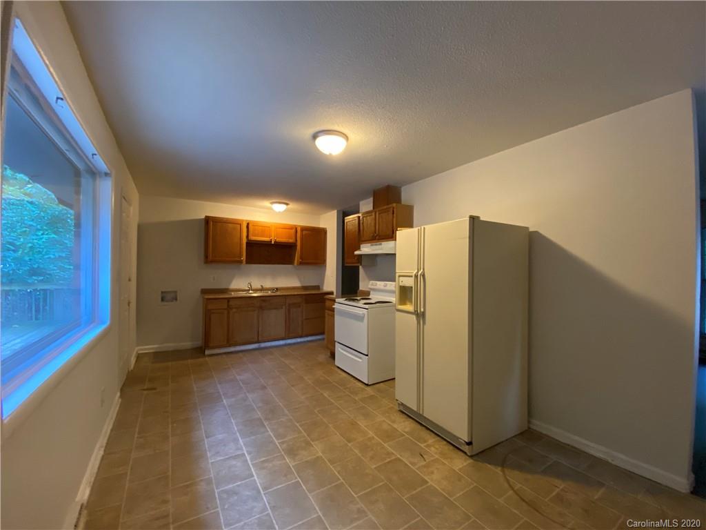 2427 Danforth Lane Charlotte, NC 28208 - Photo 6 of 22