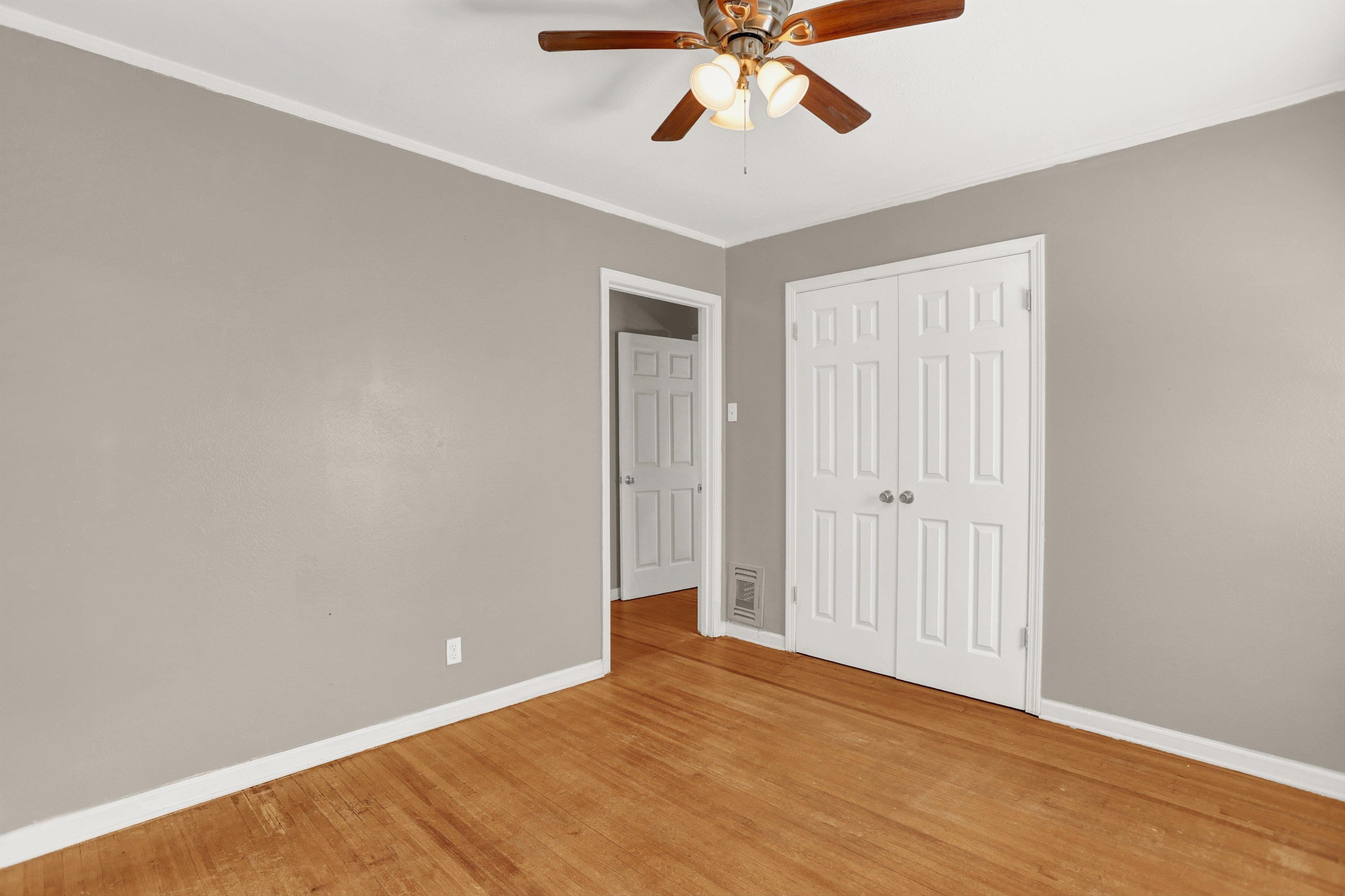 1459 Flamingo Road Memphis, TN 38117 - Photo 2 of 31 a view of an empty room and chandelier fan