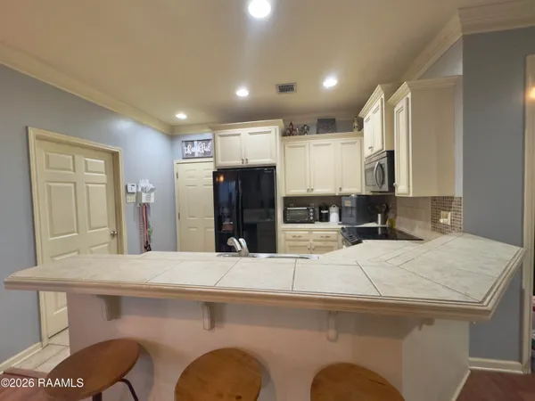 $220,000 | 143 Legend Creek Drive, Youngsville, LA 70592