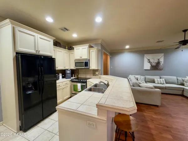 $220,000 | 143 Legend Creek Drive, Youngsville, LA 70592