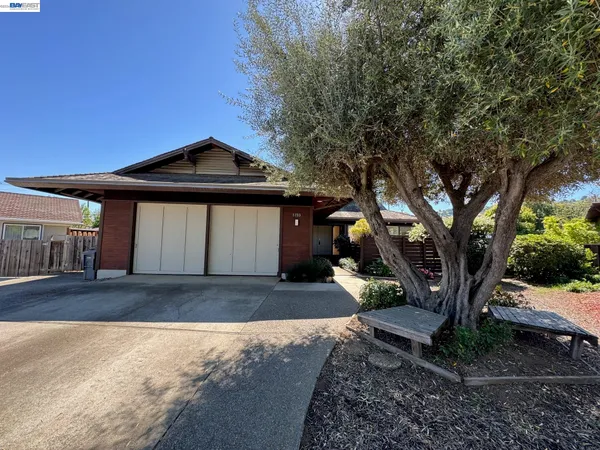 $3,500,000 | 1233 Belknap Court, Cupertino, CA 95014