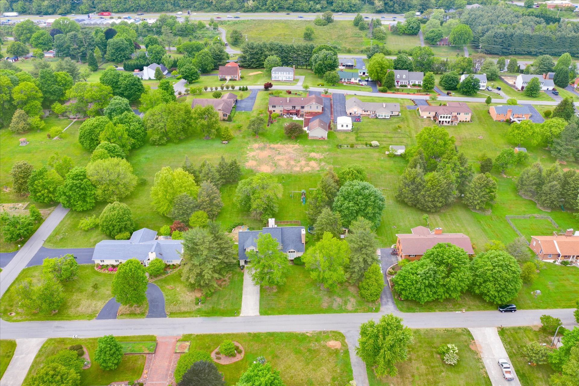4720 Phyllis Road Northeast Roanoke, VA 24012 - Photo 51 of 59 Neighborhood Aerial