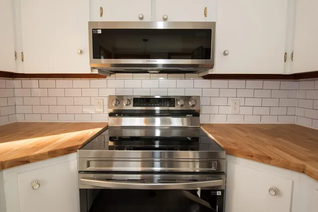 $350,000 | 1338 Meadow Road, Bowdoin, ME 04287