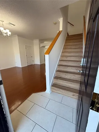 $2,200 | 10110 Abington Place, Tampa, FL 33624