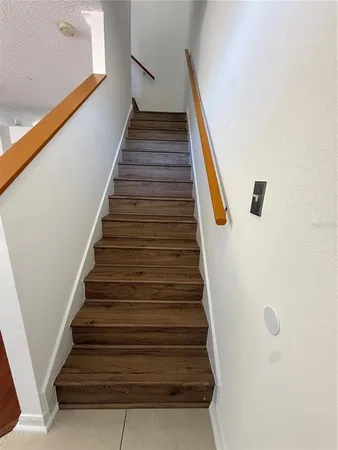 $2,200 | 10110 Abington Place, Tampa, FL 33624