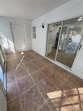 $2,200 | 10110 Abington Place, Tampa, FL 33624