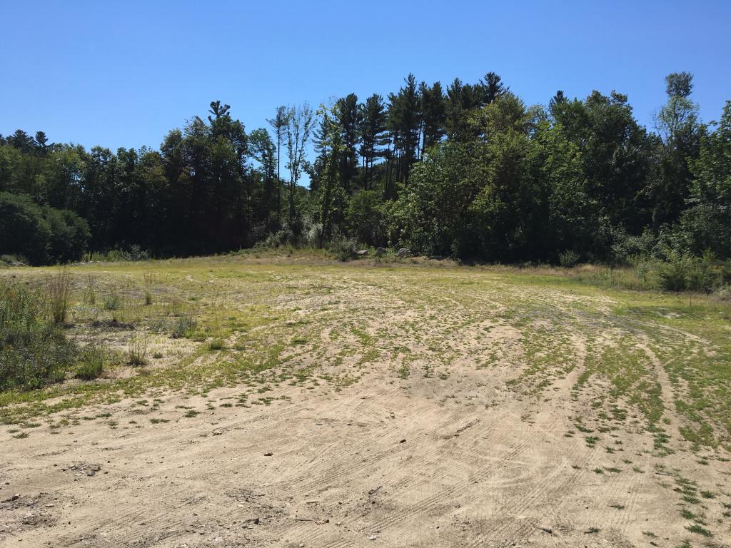 2233 North River Road Manchester, NH 03104 - Photo 5 of 9