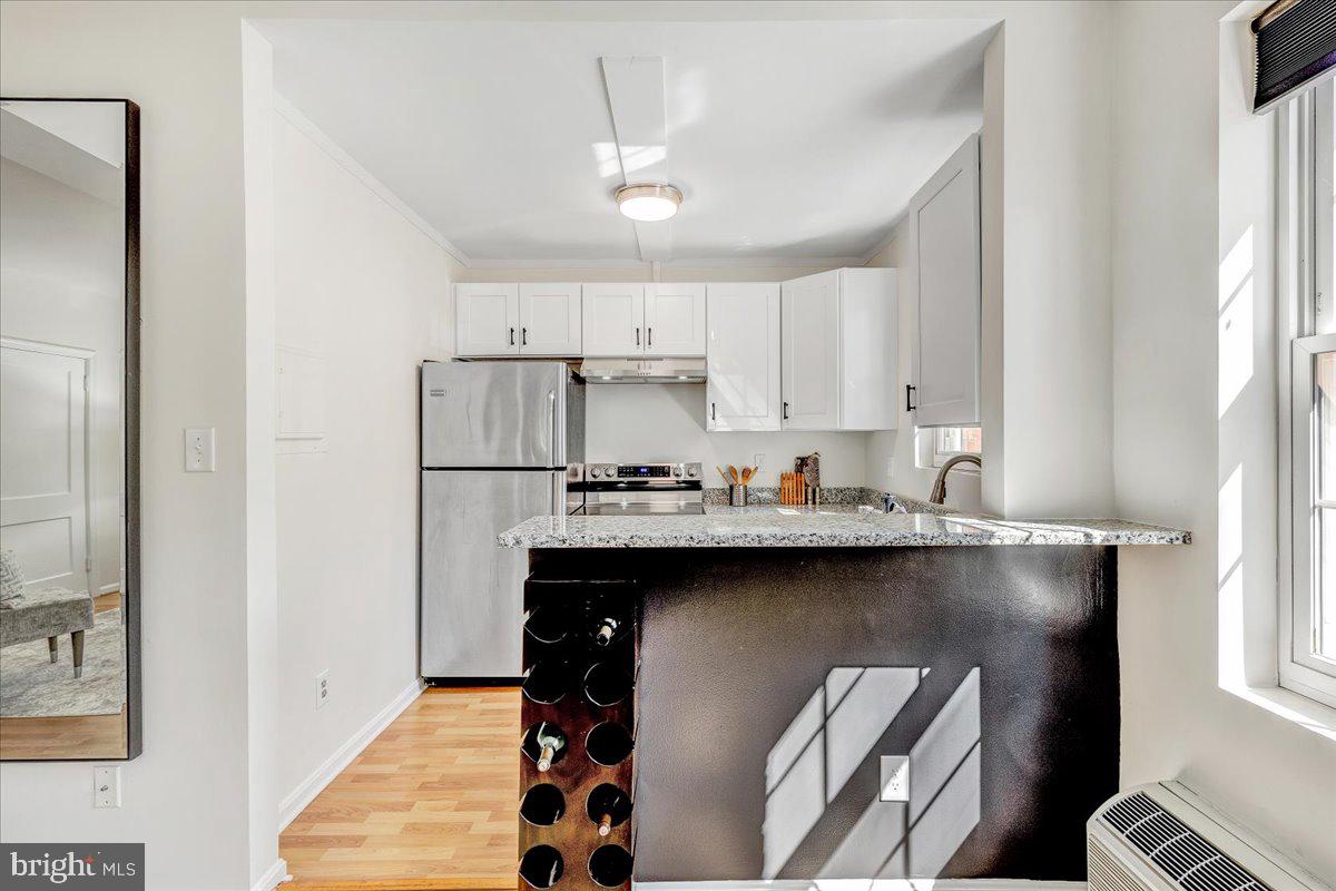 1908 North Rhodes Street, Unit 47 Arlington, VA 22201 - Photo 12 of 23 Kitchen Open Concept