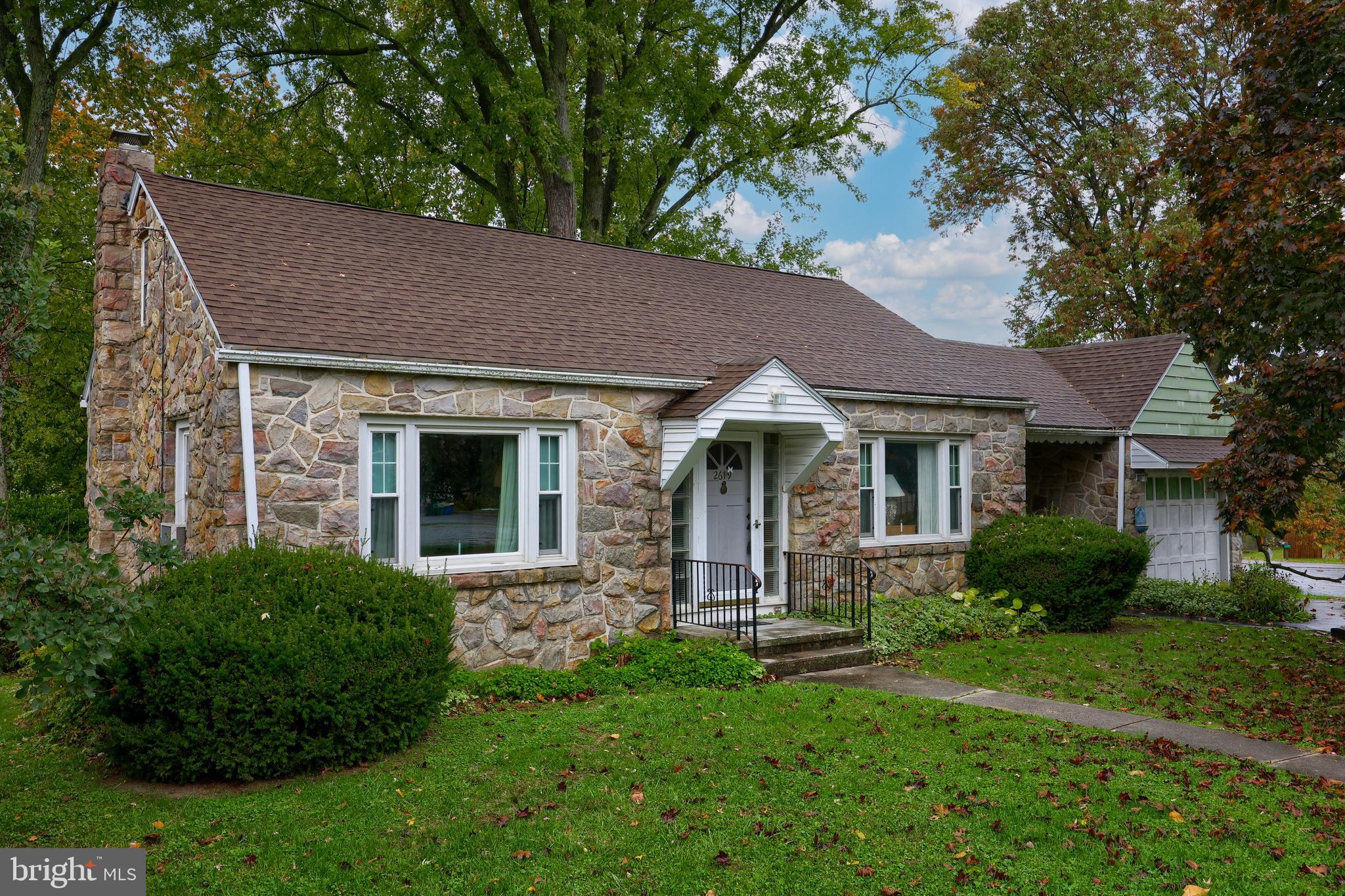 2619 Bilmar Road Reading, PA 19604 - Photo 2 of 27