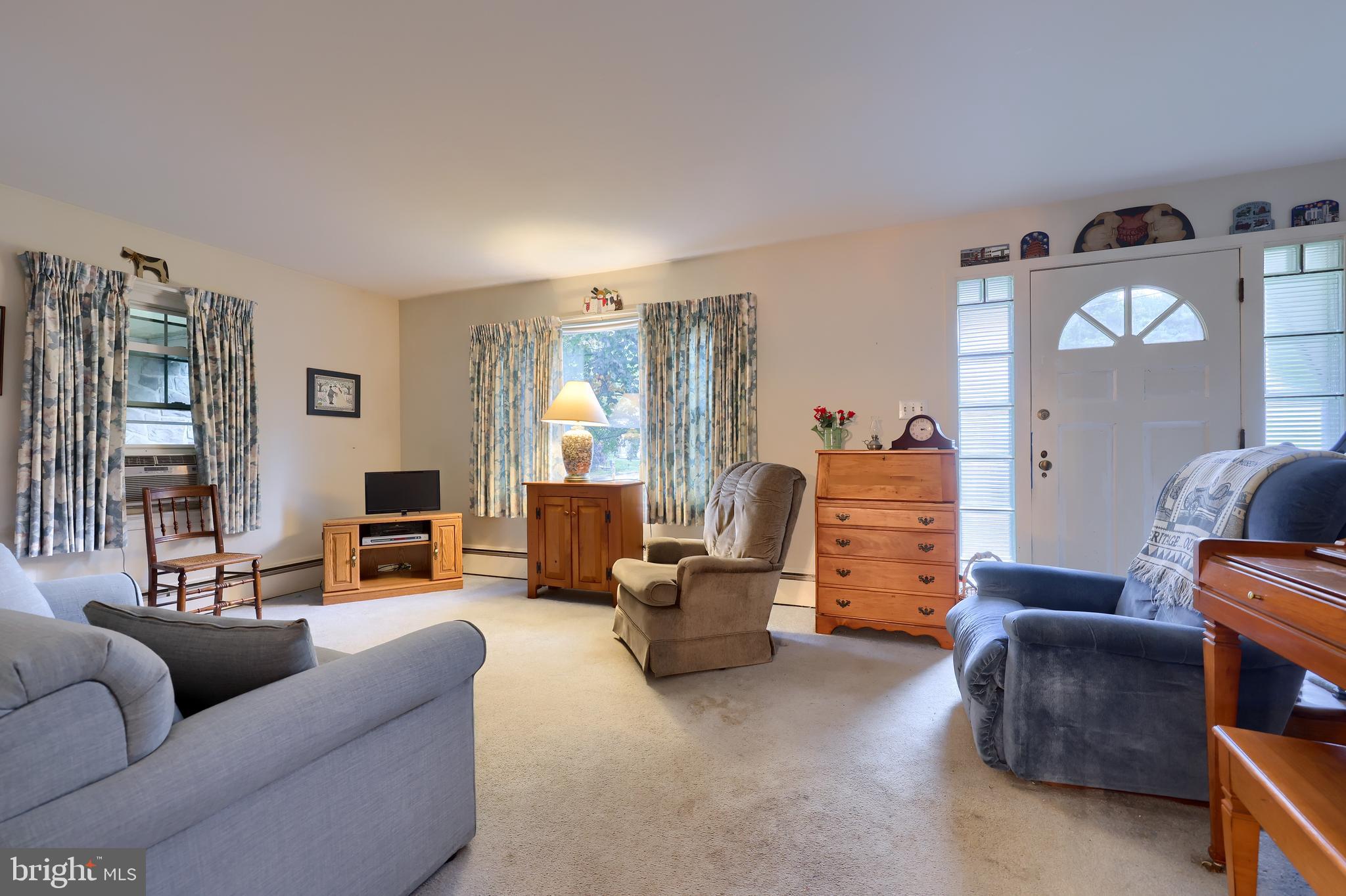 2619 Bilmar Road Reading, PA 19604 - Photo 8 of 27