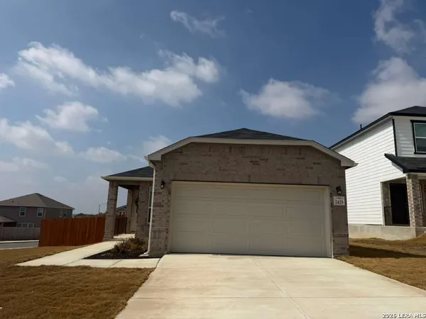 $1,950 | 2429 Corinthus Bend, San Antonio, TX 78245