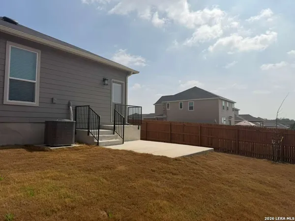 $1,950 | 2429 Corinthus Bend, San Antonio, TX 78245